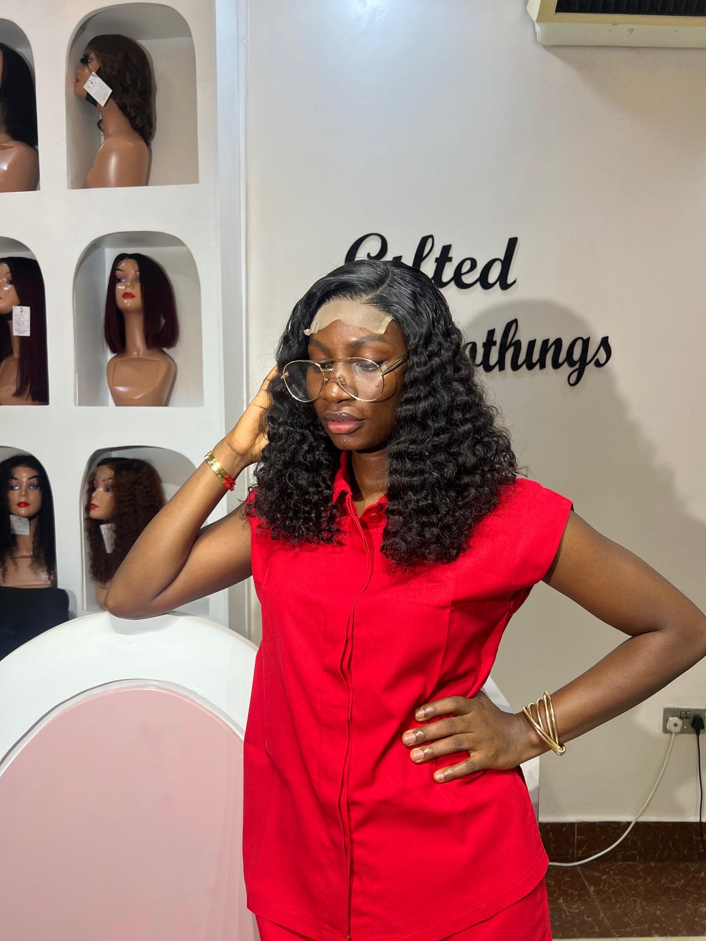 16 INCHES 5 BY 5 SASSY CURLS WIG(MSC/16/NC AVAILABLE)