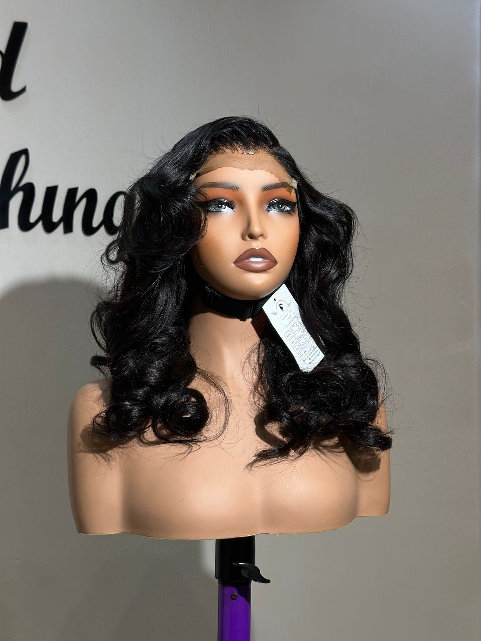 18 INCHES 5 BY 5 WAVY WIG(PREORDER MWU/18/NC)