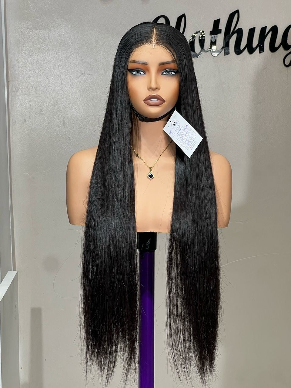 5 BY 5 28 INCHES WIG HD LACE SINGLE DONOR WIG(SNS/28/NC AVAILABLE)