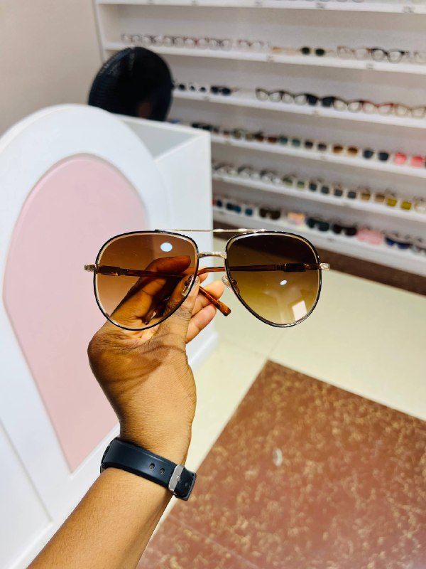 GLASSES 767 (UV PROTECTION SUNSHADES )