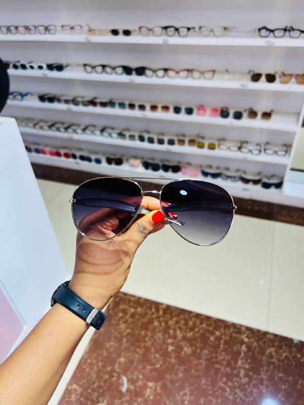 GLASSES 577(MALE & FEMALE UV PROTECTION SUNSHADES)