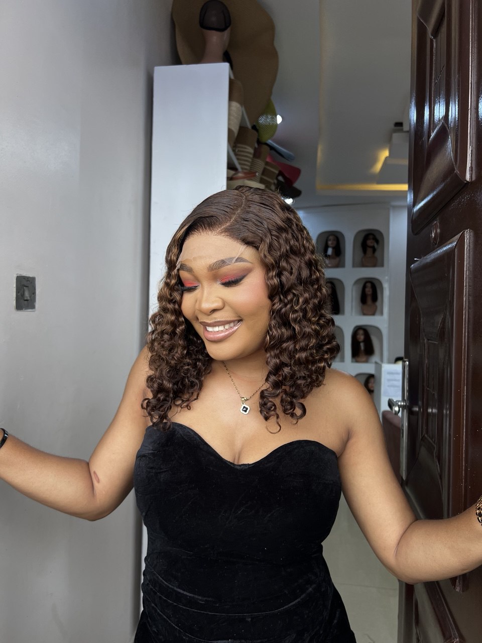 16 INCHES 5 BY 5 PIXIE CURL WIG (AVAILABLE 007-GG)