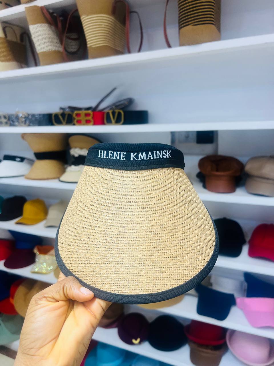 HLENE KMAINSK HALF CAP
