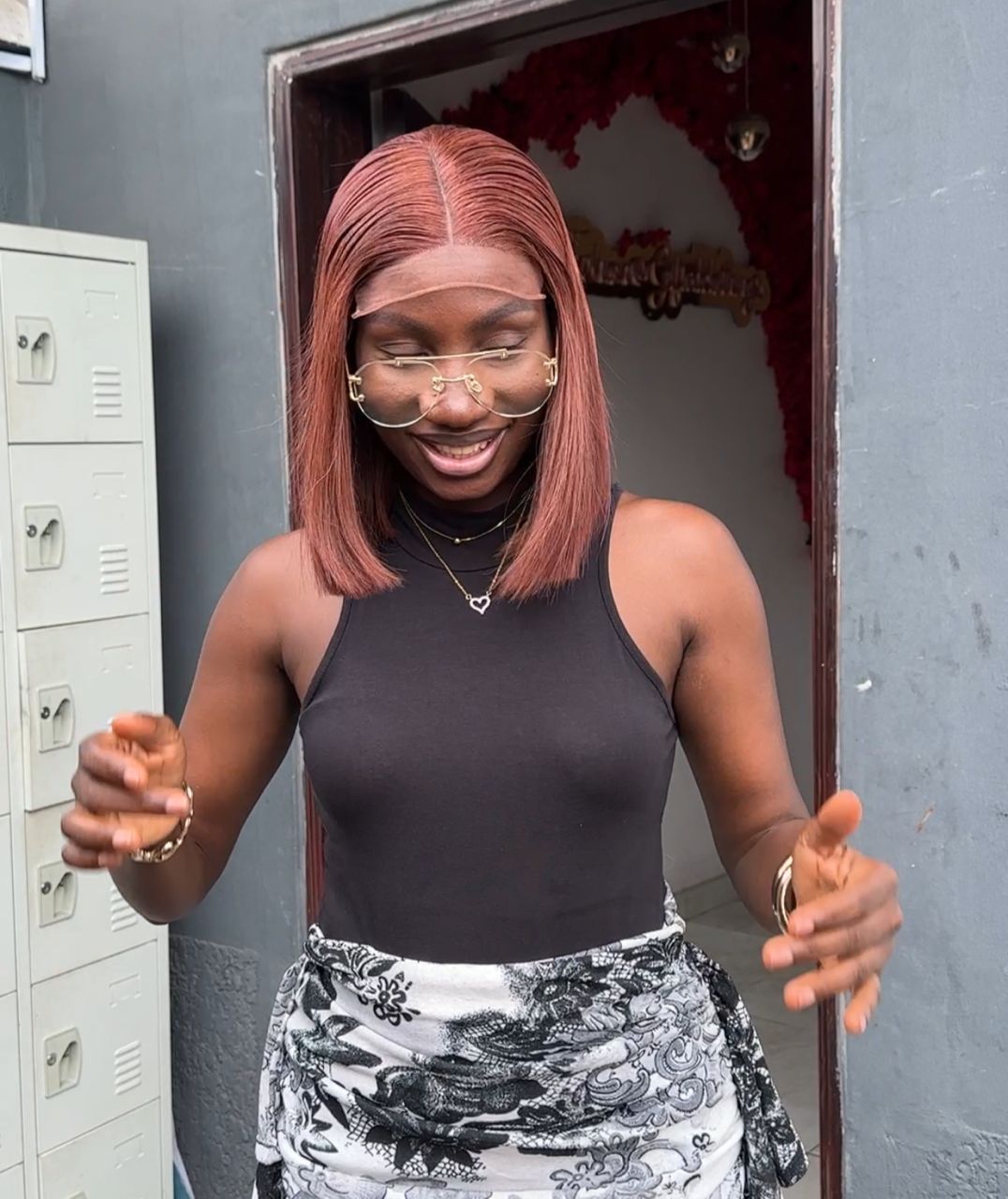 12 INCHES 5 BY 5 CLOSURE MULTIPLE DONOR BOB WIG (056-GG AVAILABLE)