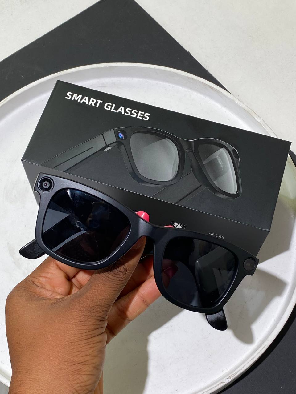 SMART GLASSES WITH CAMERA AND EXTRA LENS PREORDER (MUSIC+CALLS+BLUE LIGHT FILTERING LENS)