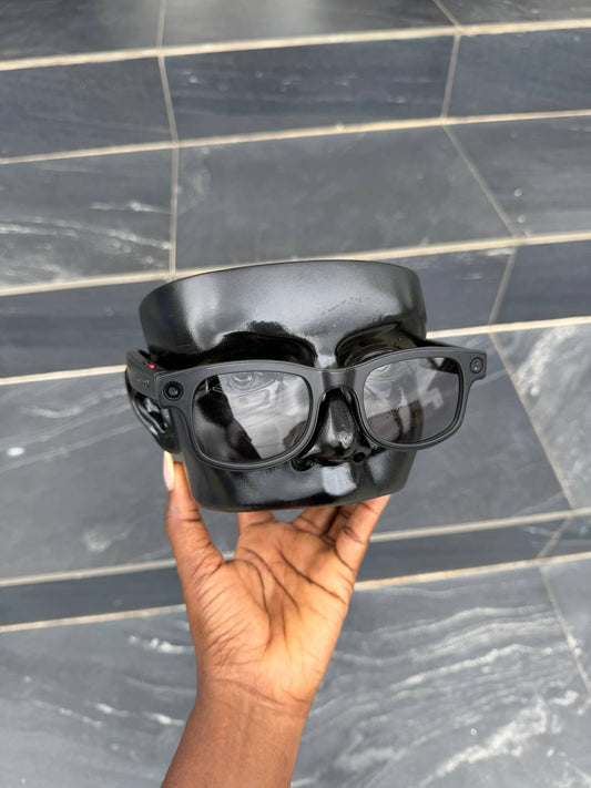 SOLD OUT!!!  NOW ON PREORDER - PHOTOCHROMIC UNISEX SMART GLASSES WITH CAMERA(MUSIC+CALLS+BLUE LIGHT FILTERING LENS) WITH 2 EXTRA COLORED LENS