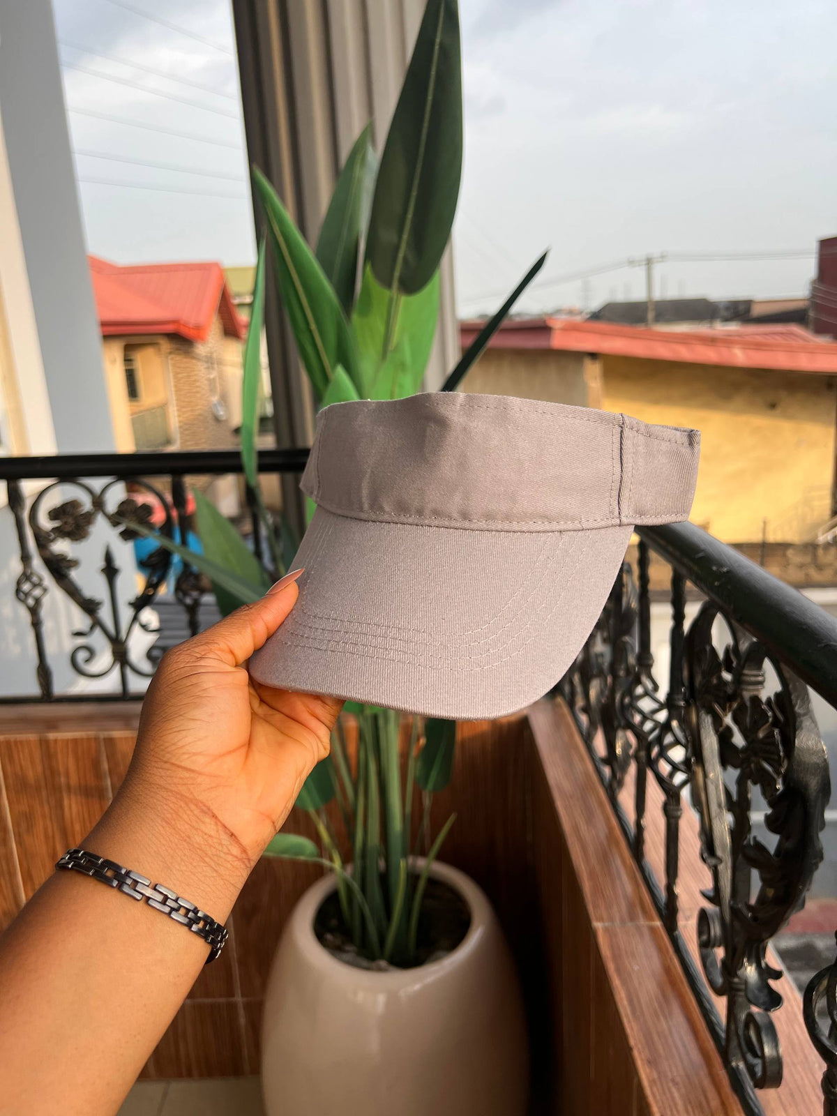 PLAIN HALF FACE CAP