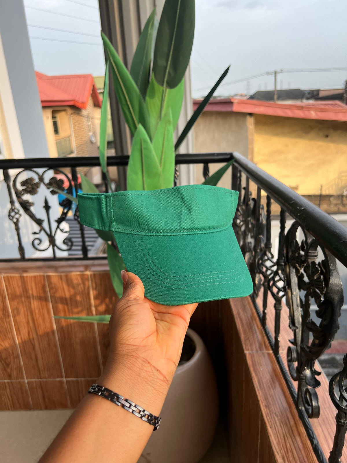 PLAIN HALF FACE CAP