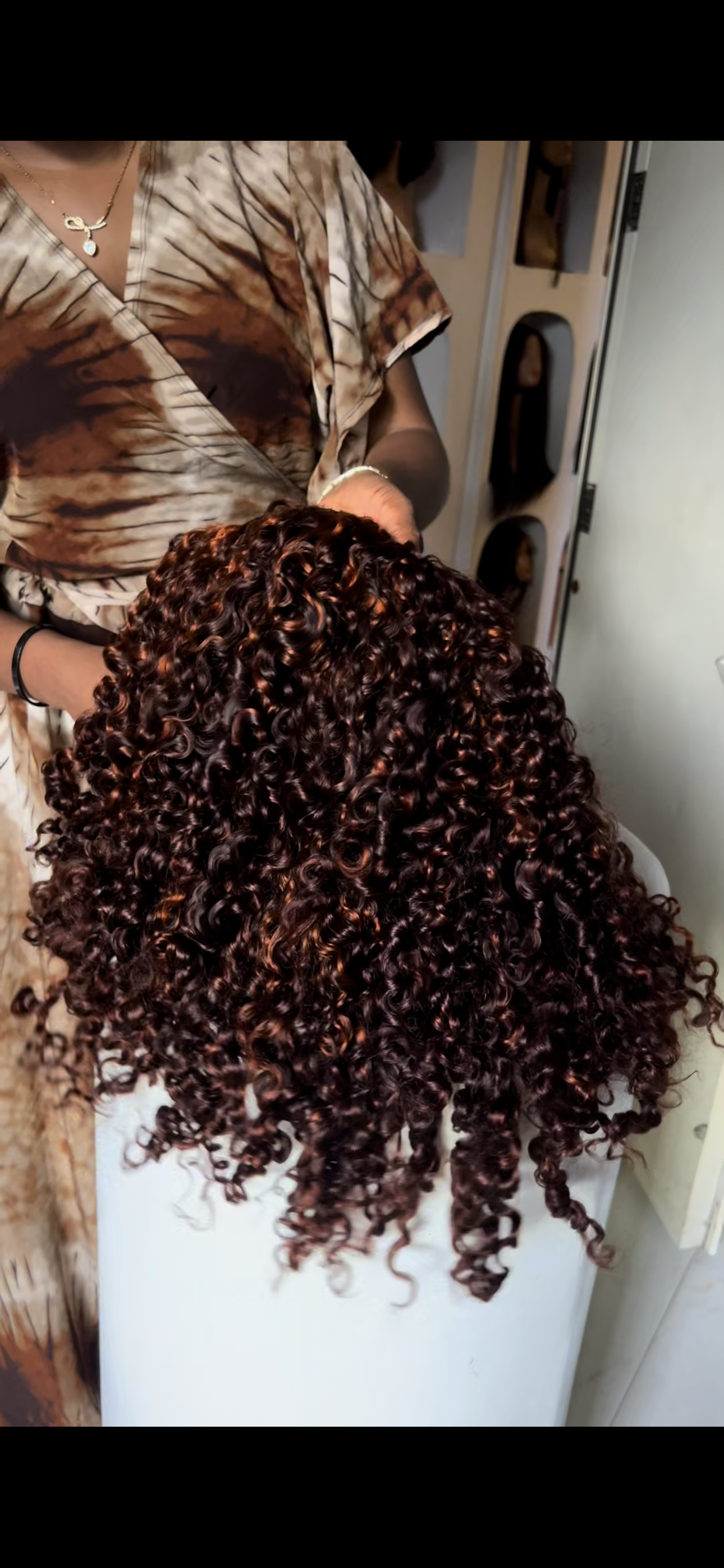 20 INCHES 13 BY 4 CLOSURE SASSY CURLS MULTIPLE DONOR  WIG FAUSTINA (110-GG AVAILABLE )