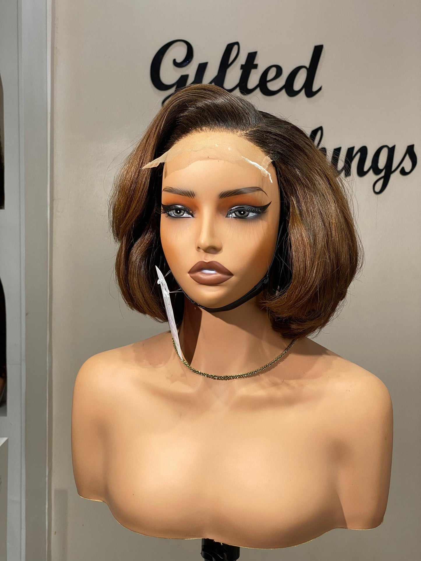 10 INCHES 5 BY 5 HD LACE SINGLE DONOR LAYERED BONE STRAIGHT WIG