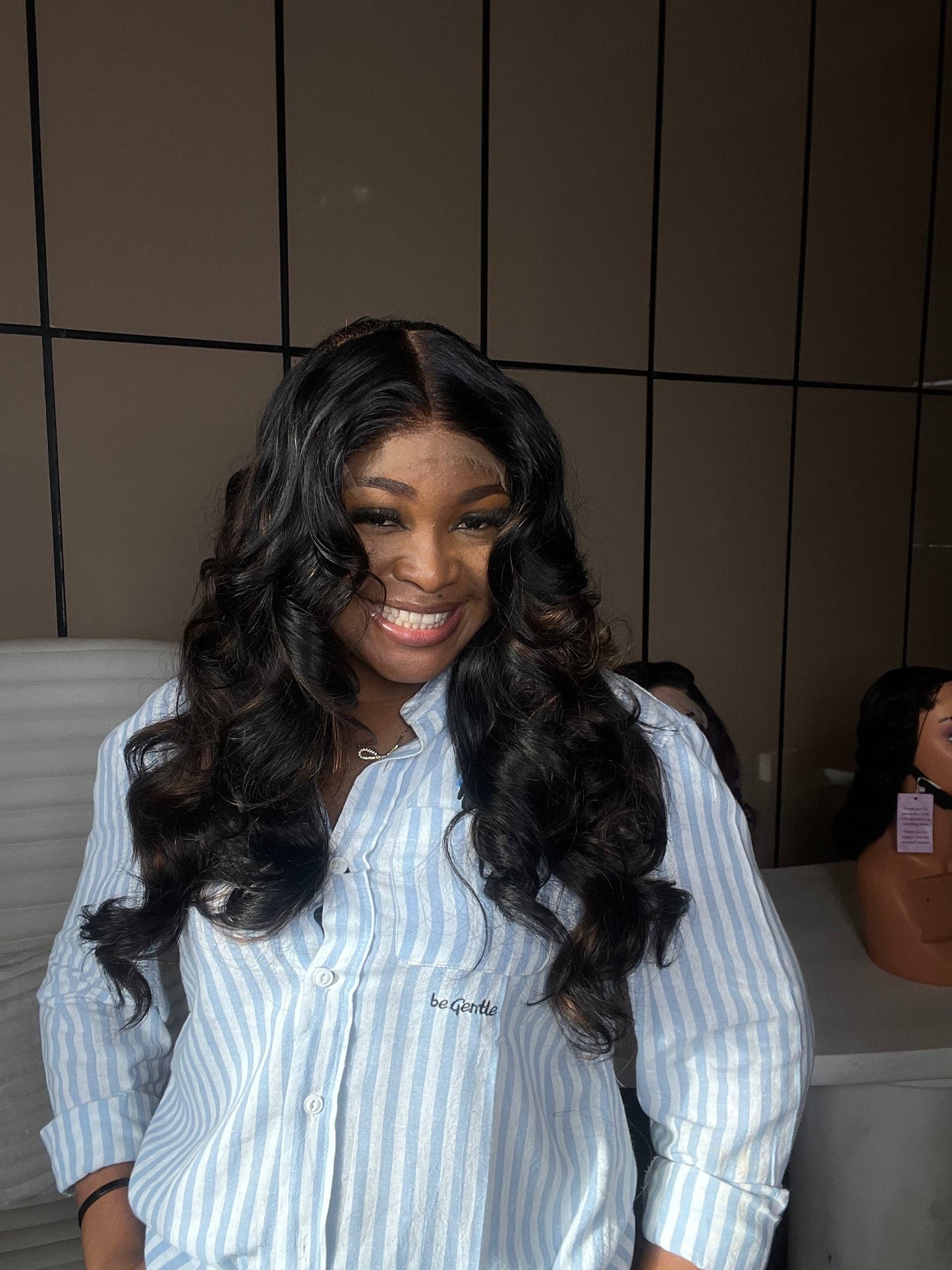 20 INCHES 5 BY 5 HD LACE  WAVY WIG BEAUTY ( 138 -HD PREORDER)