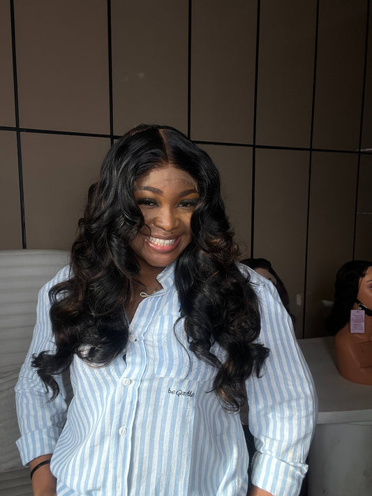 20 INCHES 5 BY 5 HD LACE  WAVY WIG BEAUTY ( 138 -HD PREORDER)