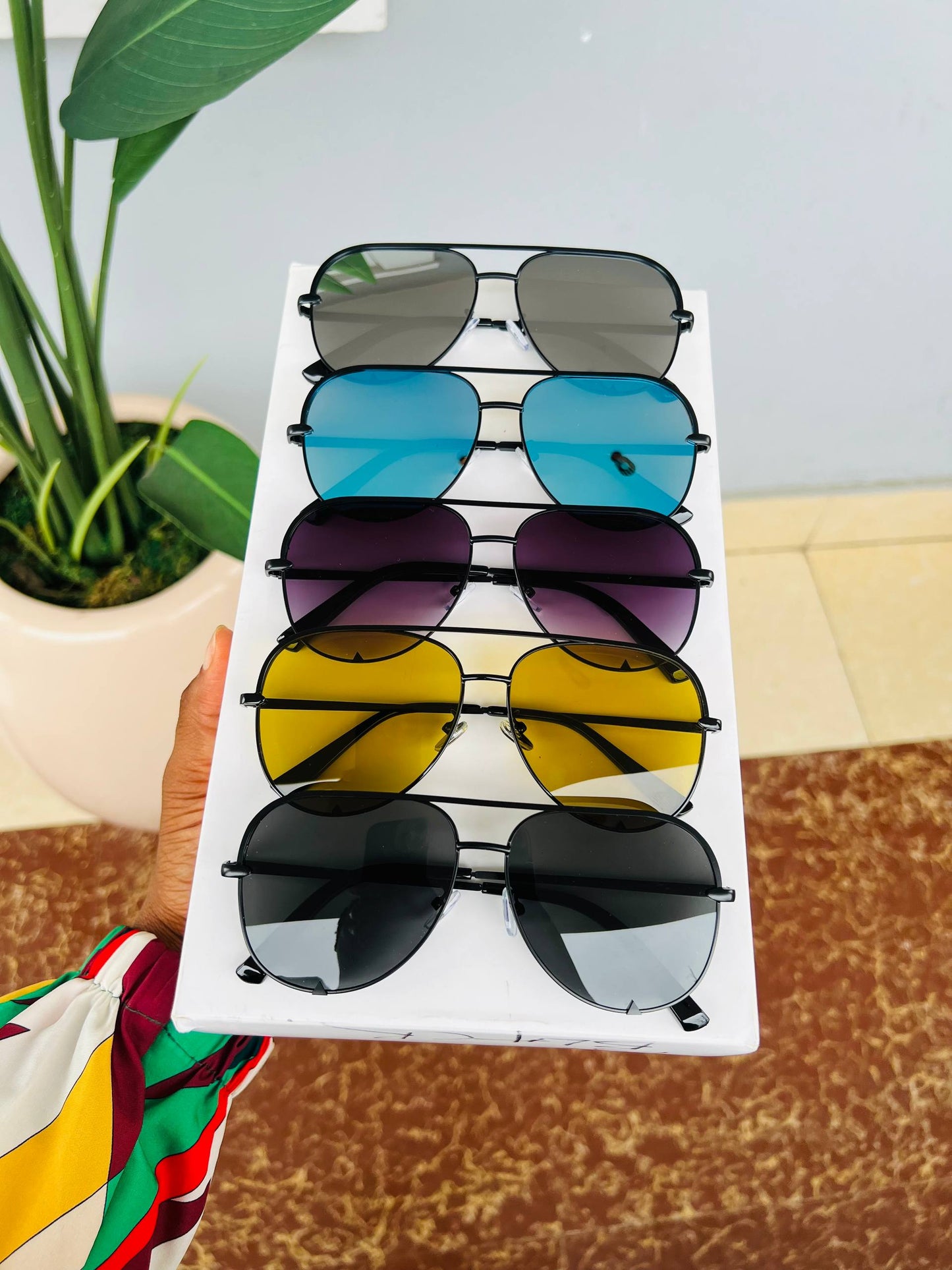 GLASSES 853 (UV PROTECTION SUNSHADES)