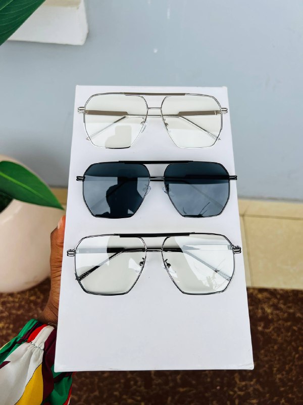 GLASSES 856 (UV PROTECTION SUNSHADES)