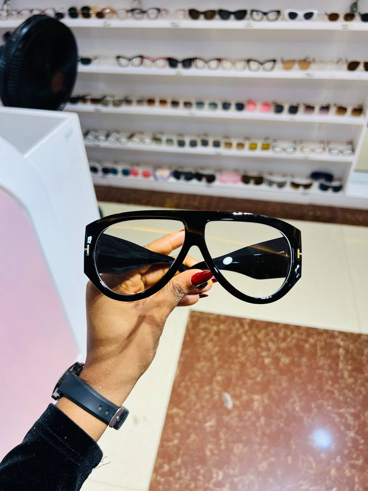 GLASSES 747 (UV PROTECTION SUNSHADES)