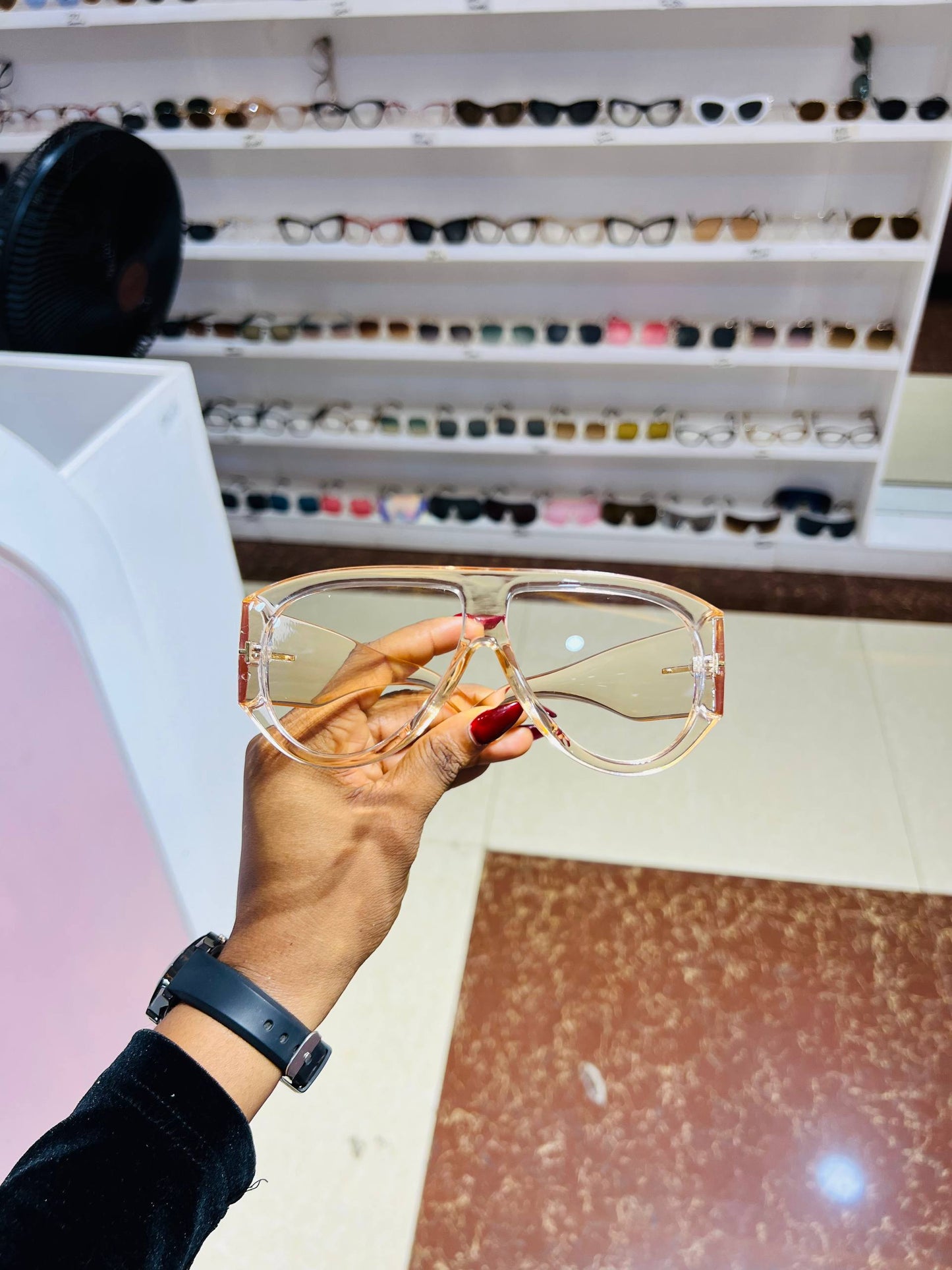 GLASSES 747 (UV PROTECTION SUNSHADES)