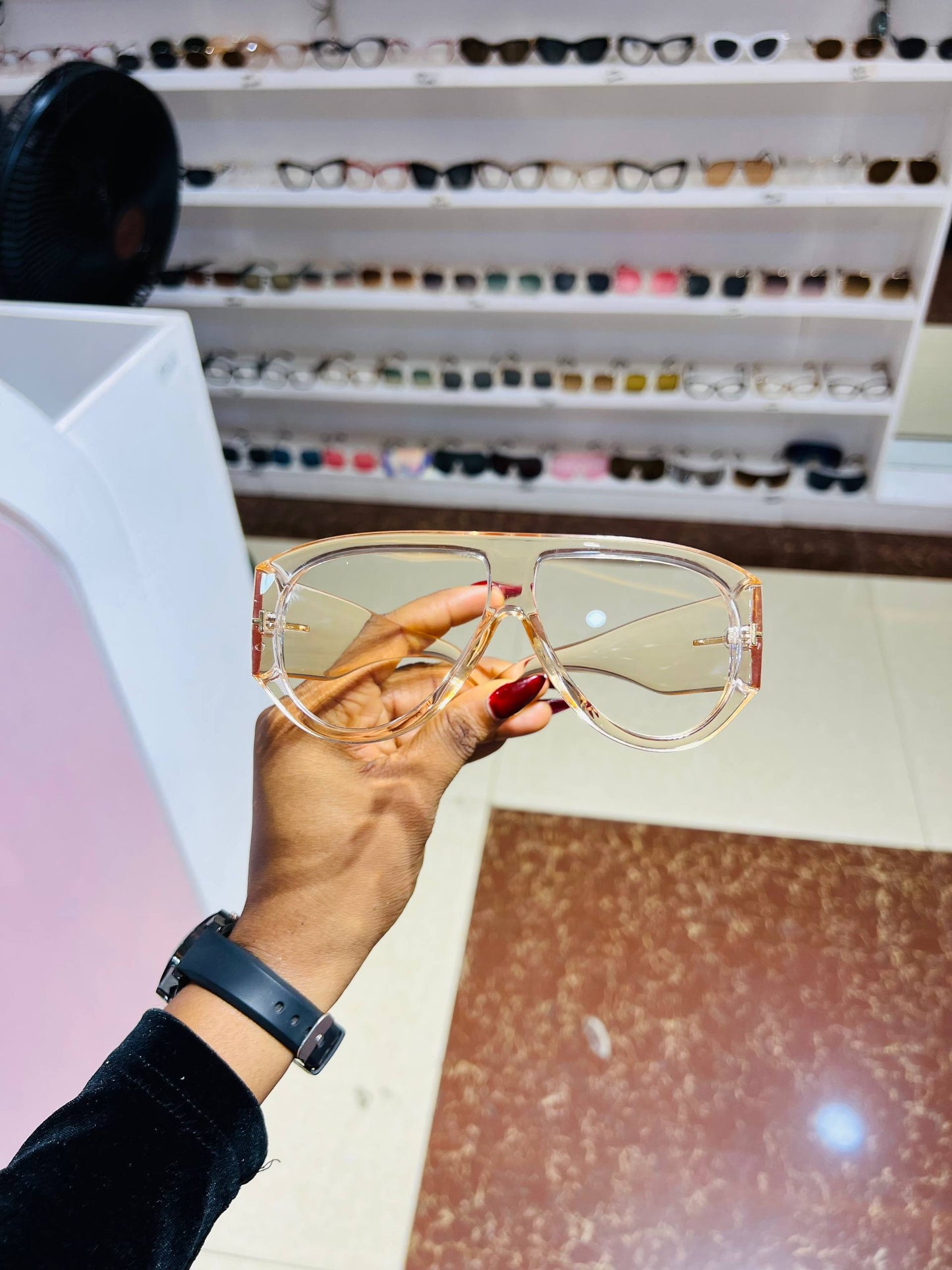 GLASSES 747 (UV PROTECTION SUNSHADES)