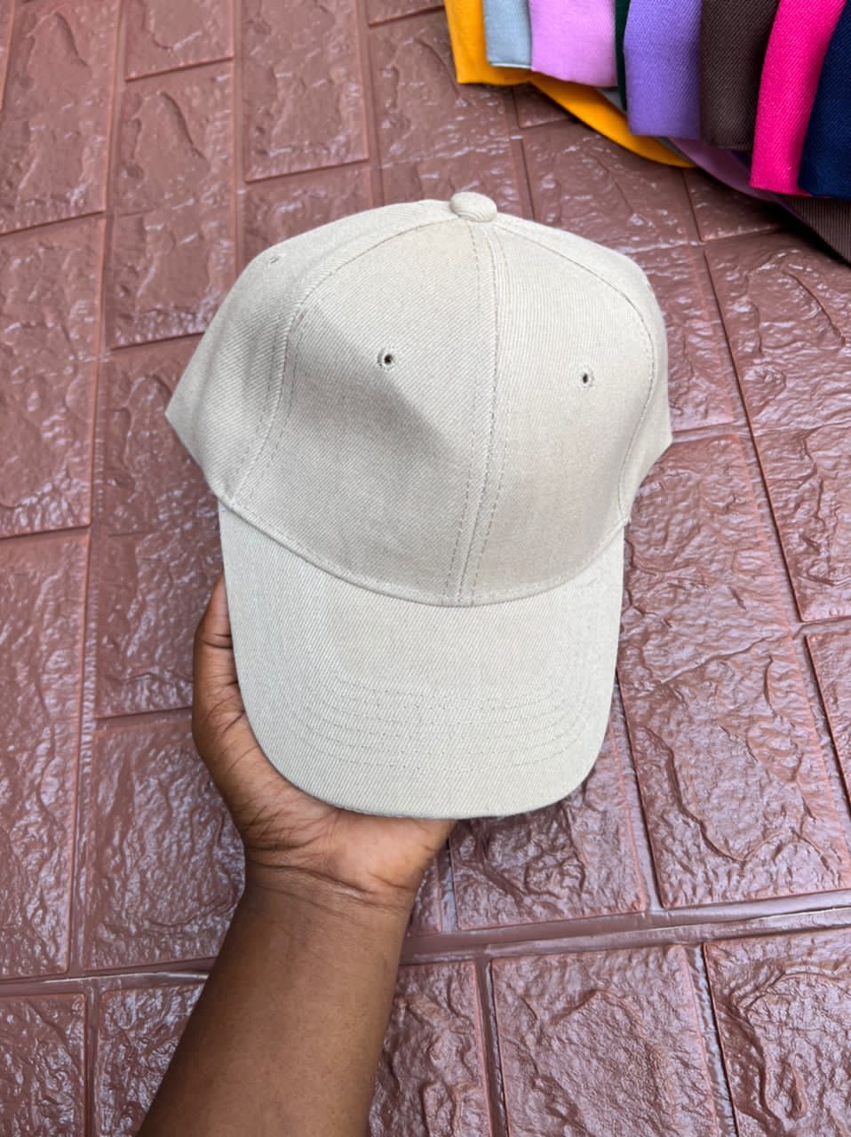 PLAIN FACE CAP