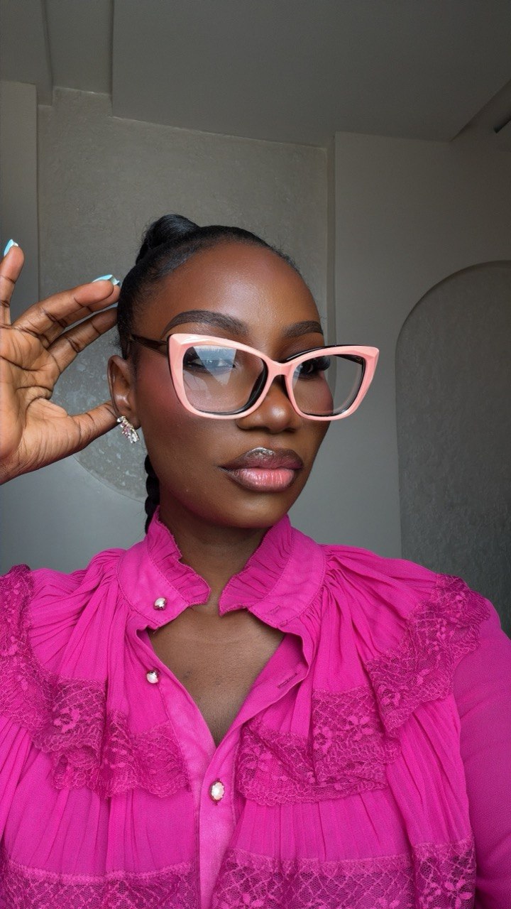 GLASSES 1004 MAGNETIC CLIP-ON FRAMES (ONE FRAME, FIVE STYLISH CLIP-ONS)
