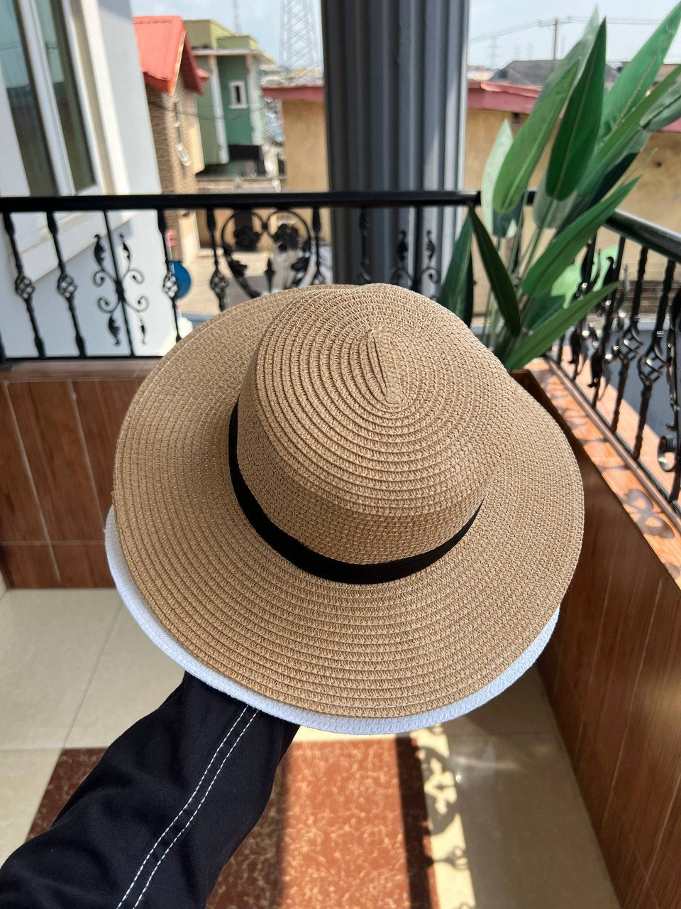 FLOPPY HAT WITH BLACKBAND