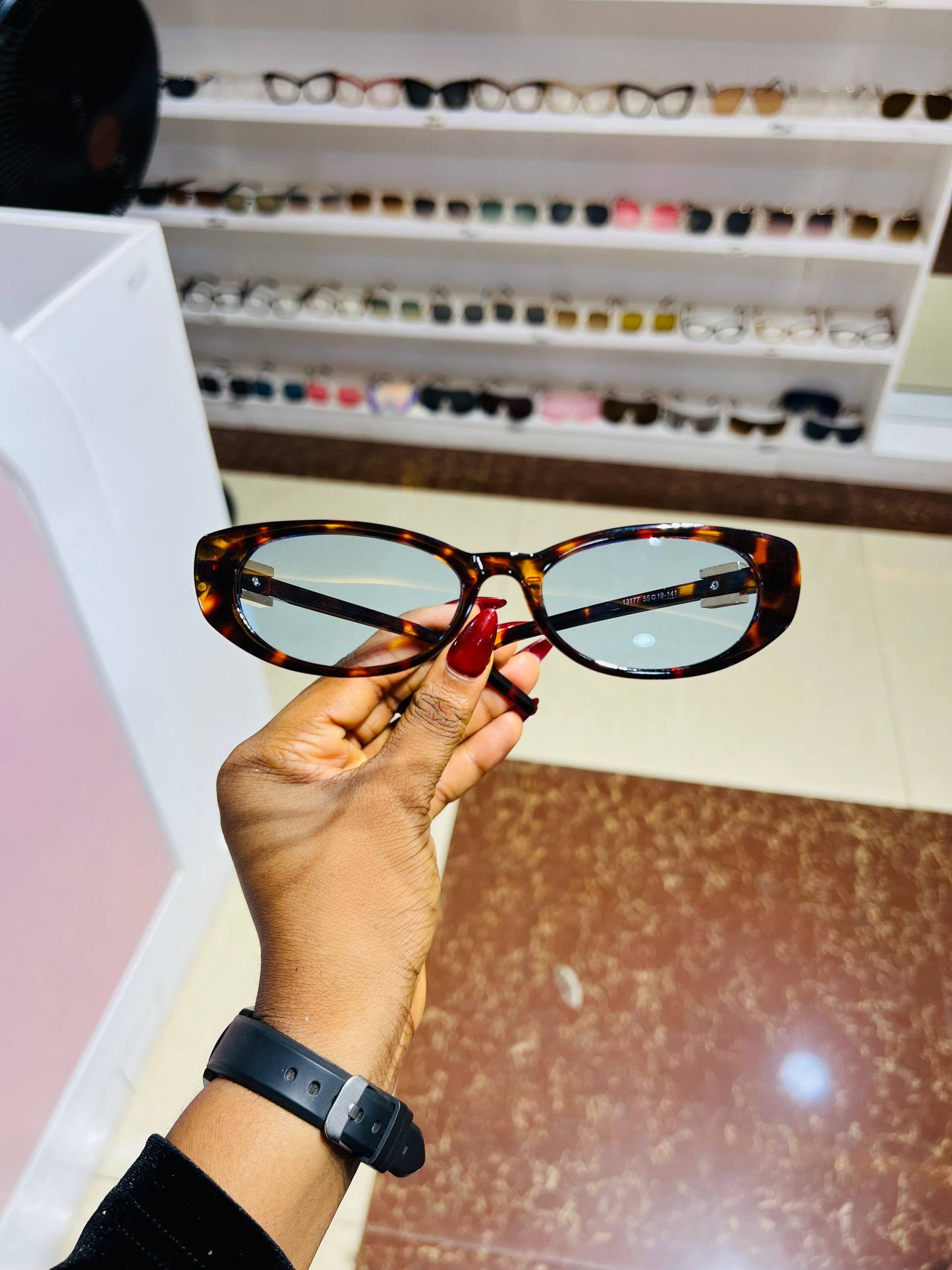 GLASSES 740(UV PROTECTION SUNSHADES)