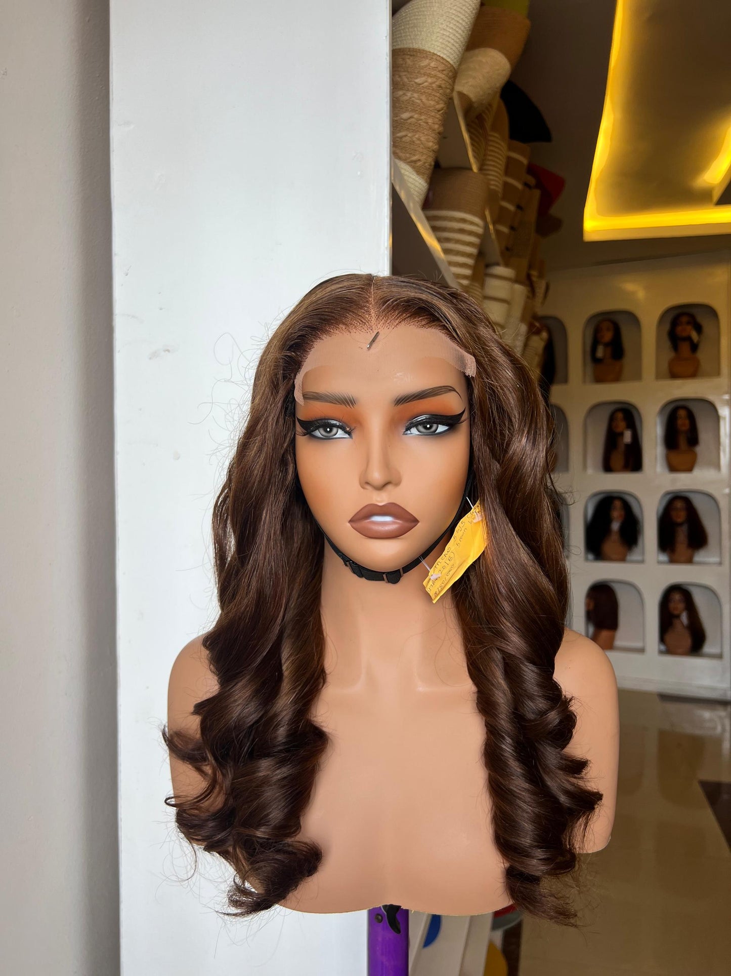 20 inches 5 by 5 WAVY WIG (MWU/20/B AVAILABLE)