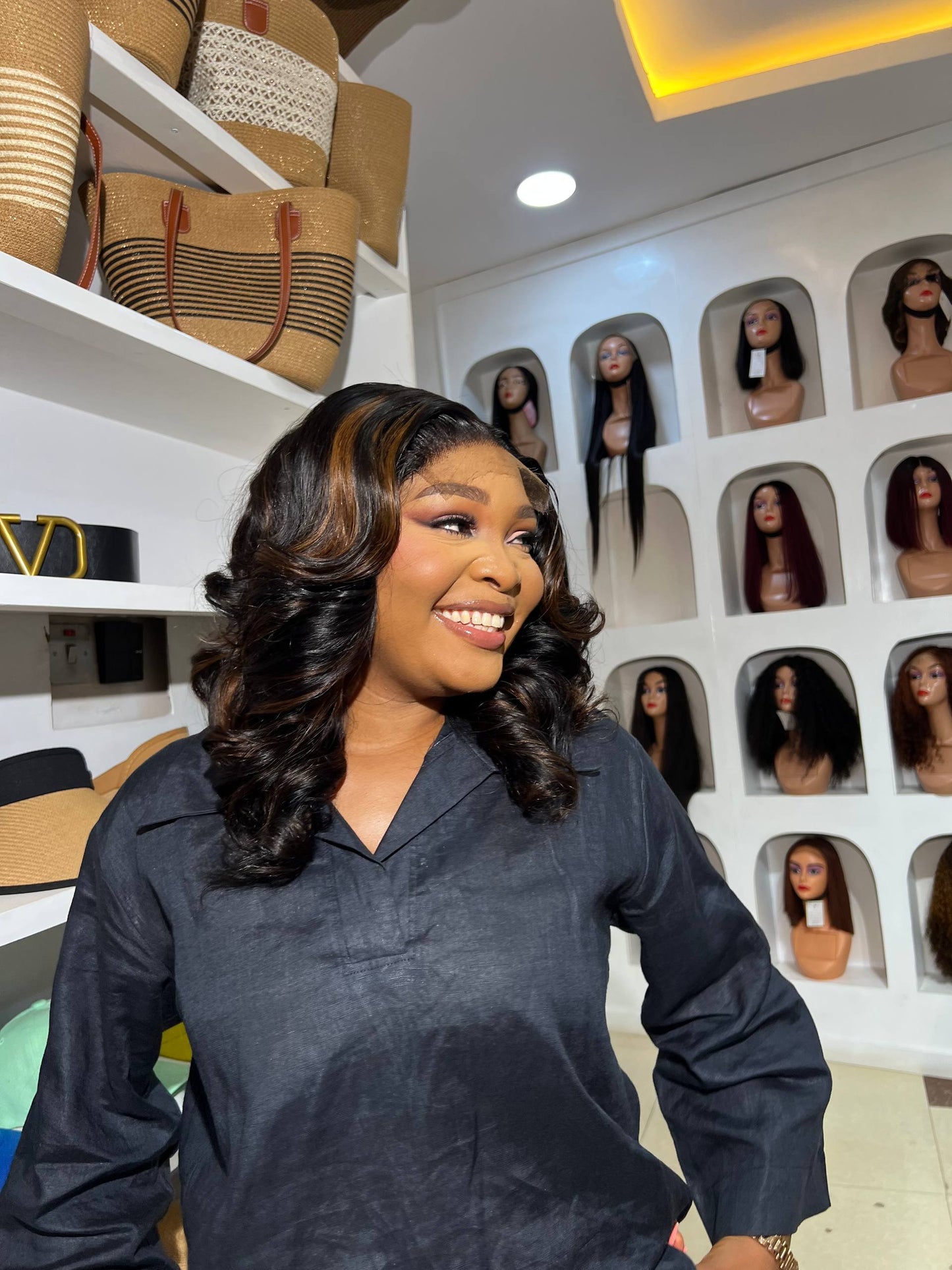 16 INCHES 5 BY 5 WAVY WIG HD LACE (AVAILABLE 004-HD)