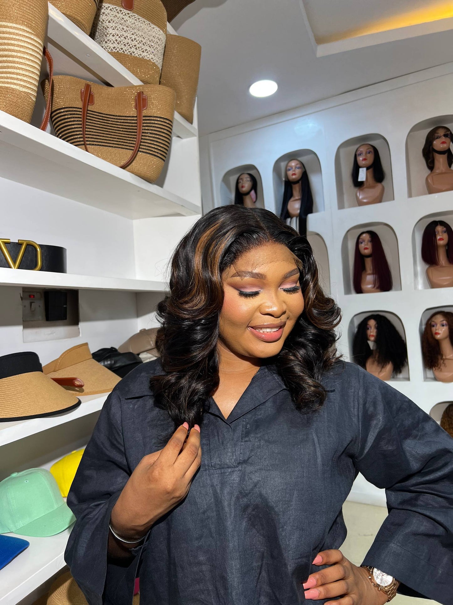 16 INCHES 5 BY 5 WAVY WIG HD LACE (AVAILABLE 004-HD)