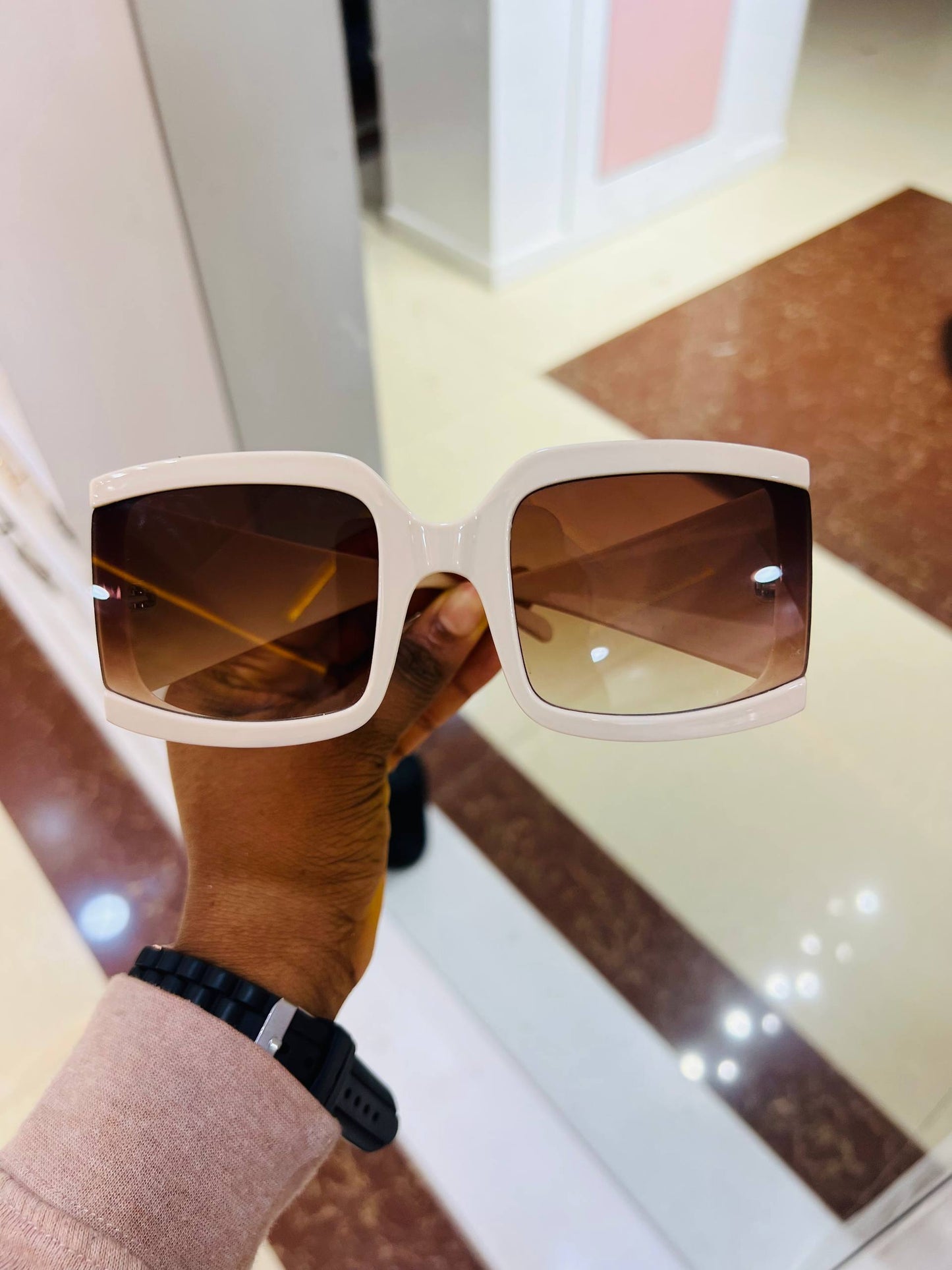 GLASSES 023(UV PROTECTION SUNSHADES)