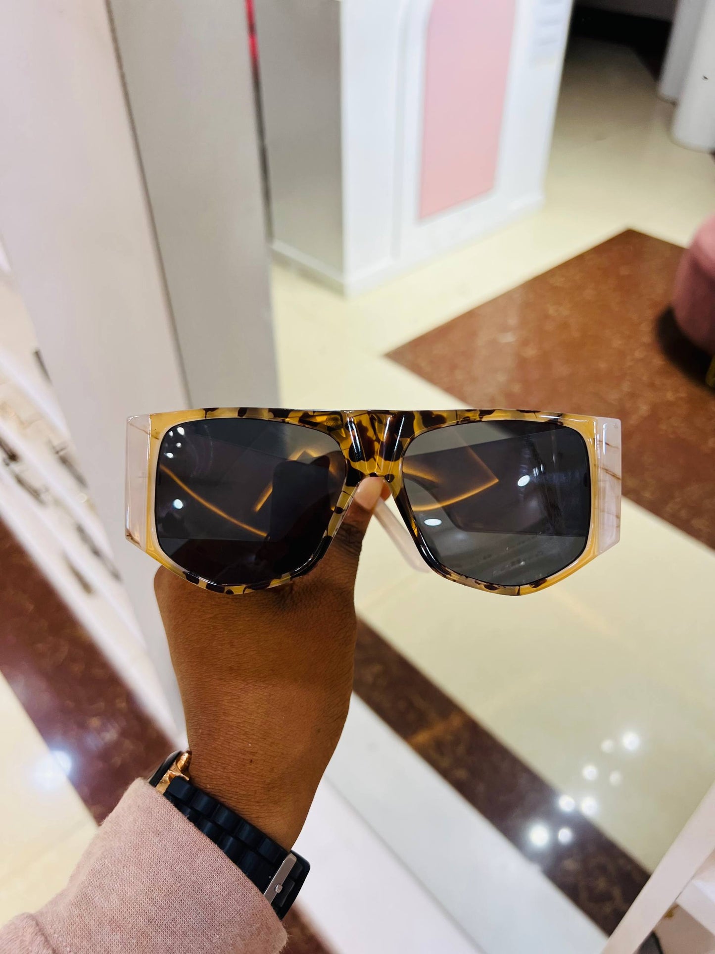 GLASSES 012(UV PROTECTION SUNSHADES)